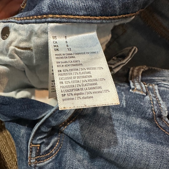 American eagle ripped jean shorts - Picture 3 of 3